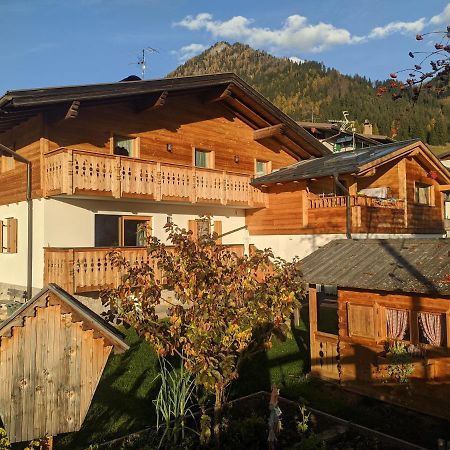 Apartmán Ciasa Giorgina Pozza di Fassa Exteriér fotografie